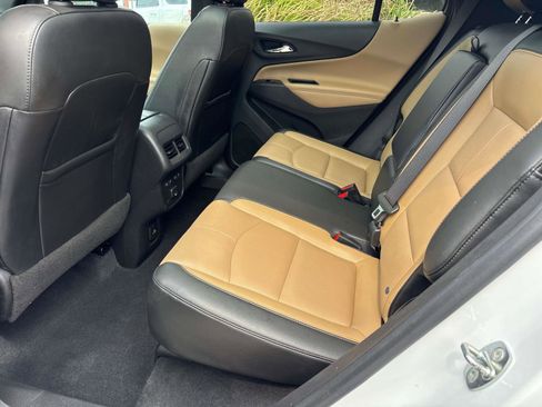 Used 2022 Chevrolet Equinox Premier image 8