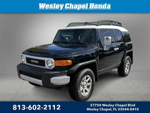 Used 2014 Toyota FJ Cruiser 4WD image 1