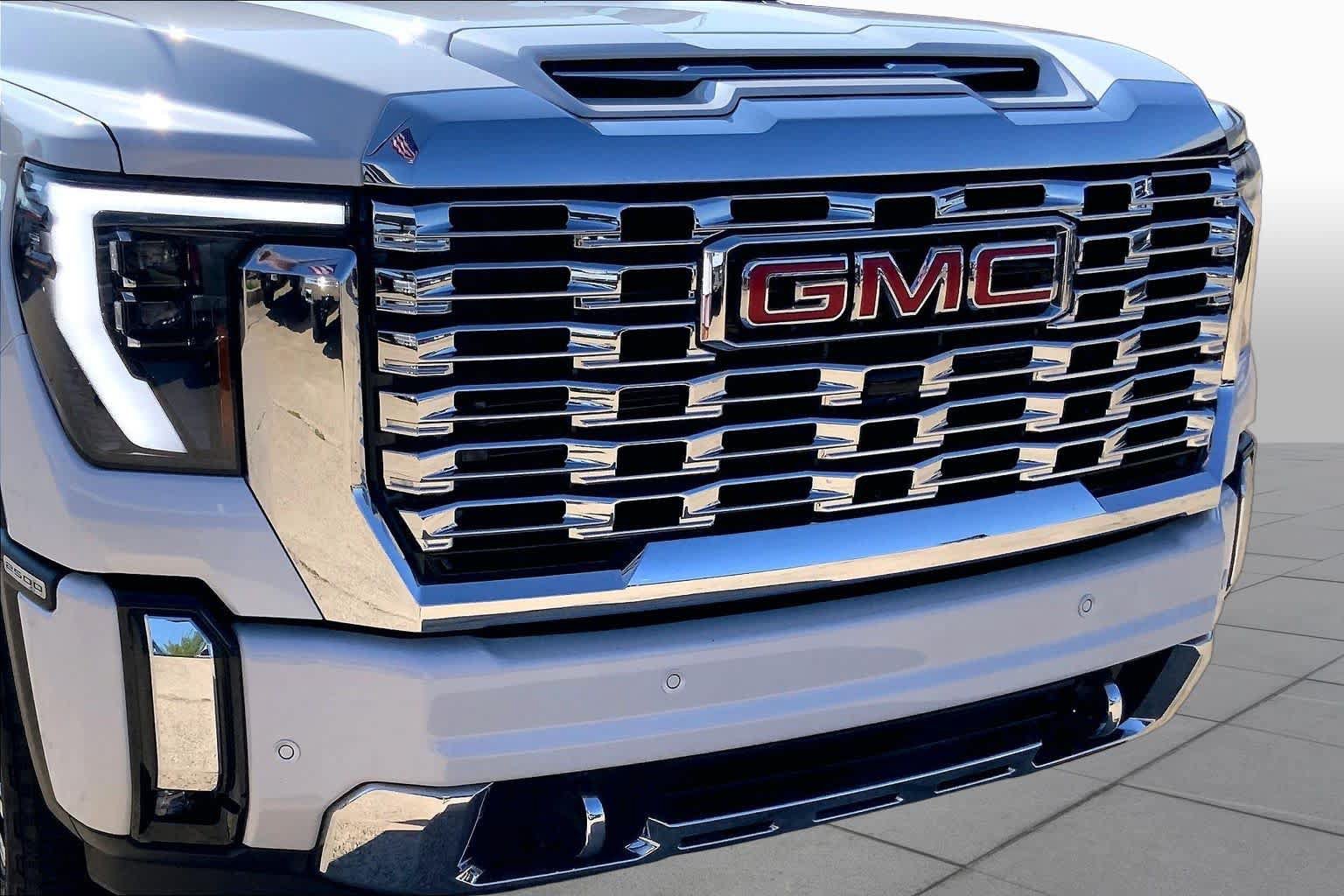 Certified 2025 GMC Sierra 2500 Denali w/ Denali Reserve Package AWD/4WD image 27