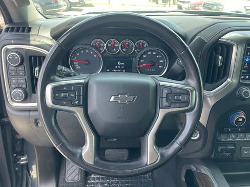 Used 2019 Chevrolet Silverado 1500 RST AWD/4WD image 17