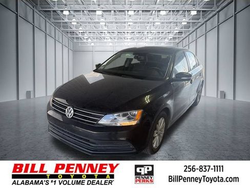 Used 2015 Volkswagen Jetta SE FWD image 1