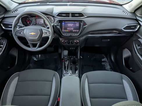 Certified 2023 Chevrolet TrailBlazer LT w/ Convenience Package image 23