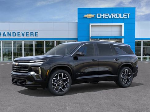 New 2026 Chevrolet Traverse High Country image 2