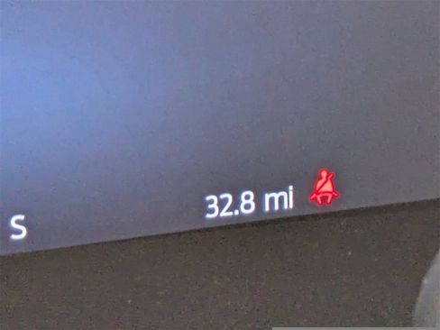 New 2026 Ford F250 Lariat w/ Black Appearance Package image 36