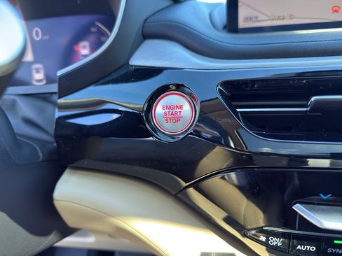 Used 2023 Acura MDX SH-AWD w/ Technology Package image 19