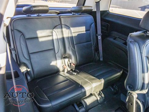 Used 2021 GMC Acadia Denali w/ Denali Technology Package image 20