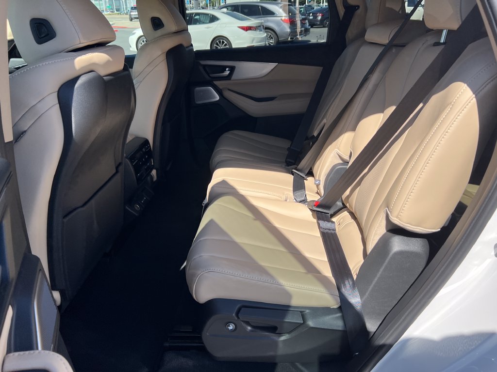 Used 2026 Acura MDX w/ Technology Package AWD/4WD image 29