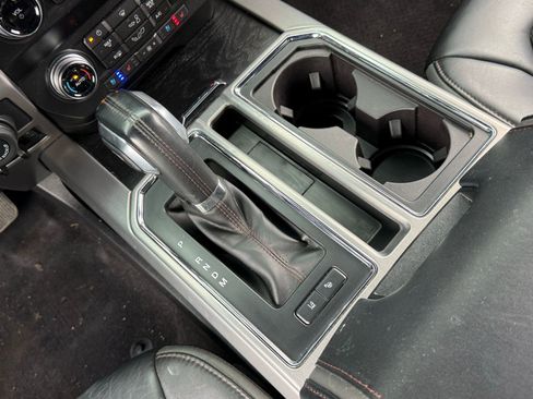 Used 2019 Ford F150 Platinum w/ Equipment Group 701A Luxury image 29