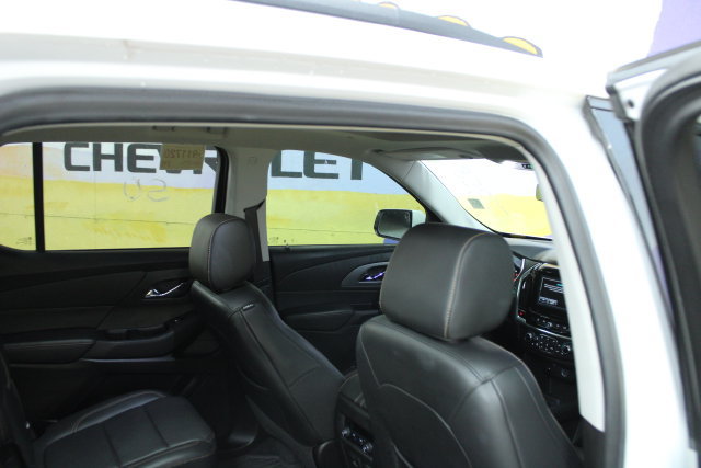 Used 2019 Chevrolet Traverse RS AWD/4WD image 10