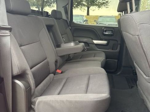 Used 2018 Chevrolet Silverado 1500 LT w/ All Star Edition image 43