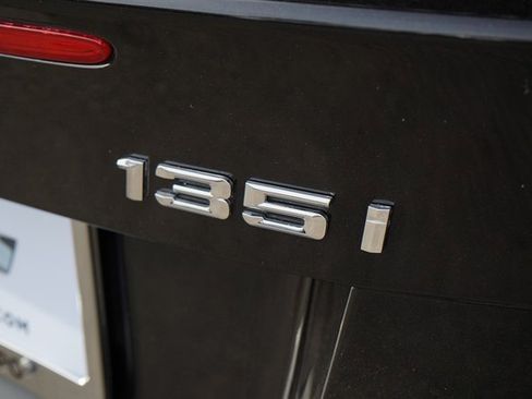 Used 2012 BMW 135i Convertible image 20