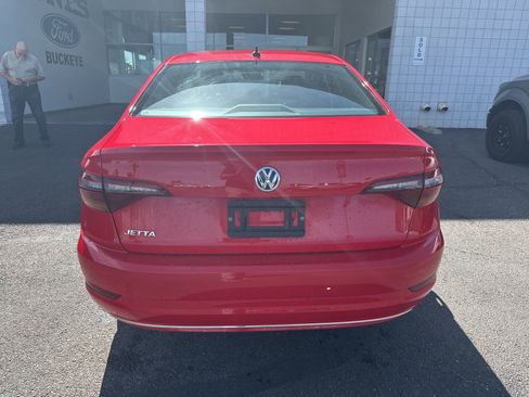 Used 2019 Volkswagen Jetta S w/ Driver Assistance Package FWD image 5