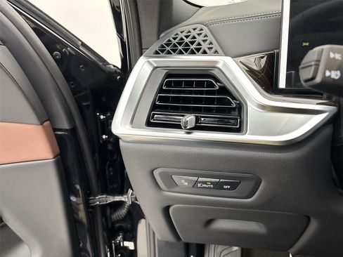 New 2026 BMW X6 xDrive40i image 31