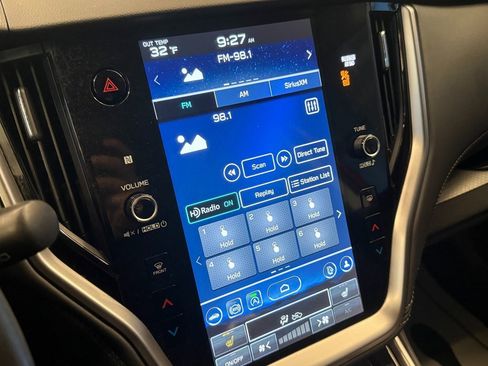 Used 2024 Subaru Outback Premium image 10