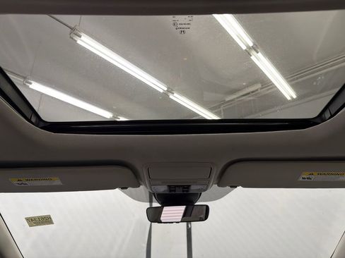 New 2026 Honda Odyssey Touring image 24
