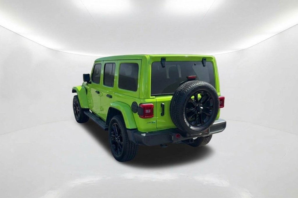 Used 2021 Jeep Wrangler Unlimited Sahara w/ Safety Group AWD/4WD image 8
