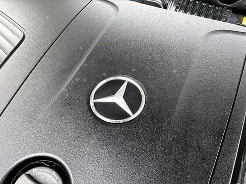 Certified 2025 Mercedes-Benz GLC 300 4MATIC image 34