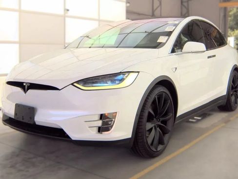 Used 2018 Tesla Model X 100D AWD/4WD image 1
