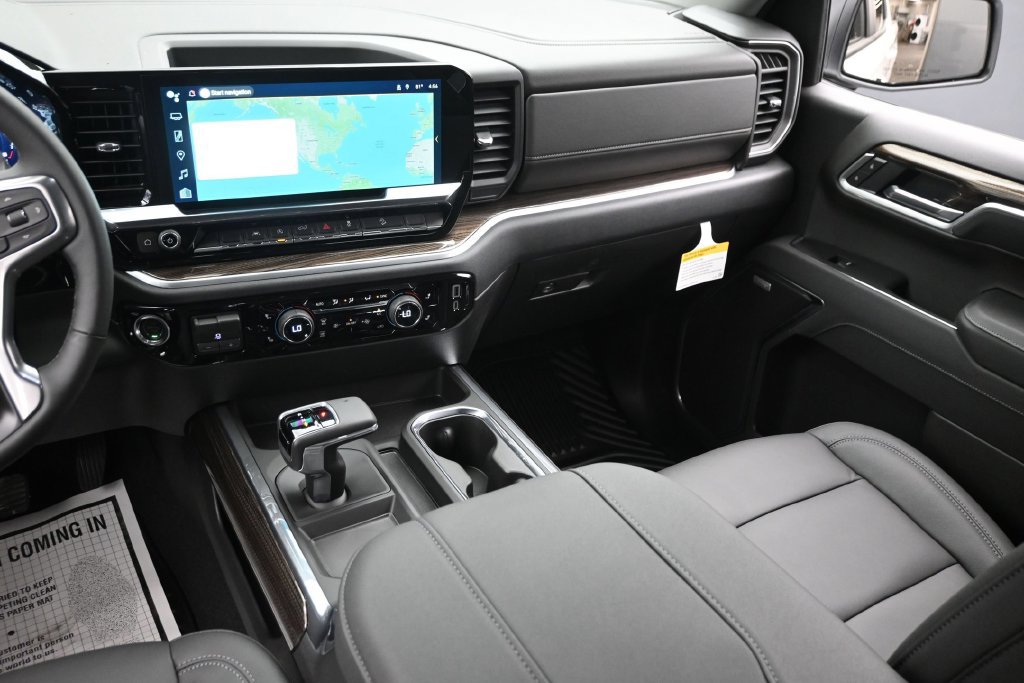 New 2026 Chevrolet Silverado 1500 RST w/ Convenience Package II AWD/4WD image 15