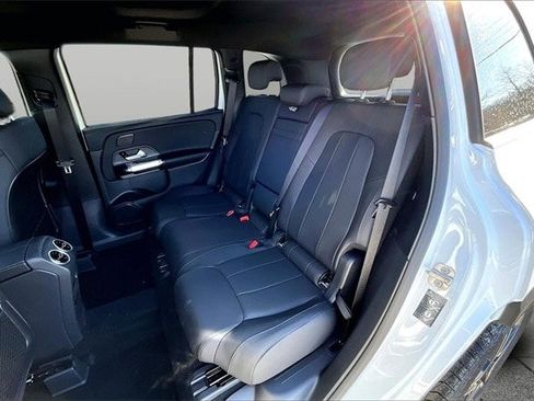 New 2026 Mercedes-Benz GLB 250 4MATIC image 13