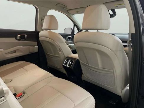 Used 2025 Kia Sorento S AWD/4WD image 73