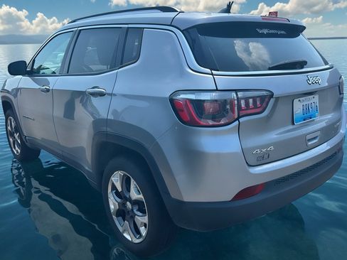 Used 2020 Jeep Compass Limited image 4