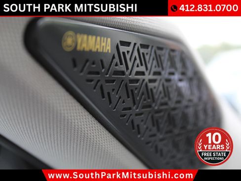 New 2025 Mitsubishi Outlander AWD image 24