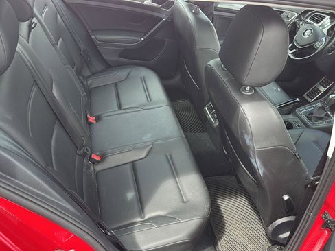 Used 2017 Volkswagen Golf Alltrack SE image 12