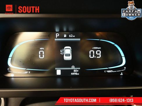 Used 2025 Hyundai Elantra SE FWD image 12