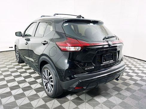 Used 2022 Nissan Kicks SV w/ Exterior Package FWD image 5