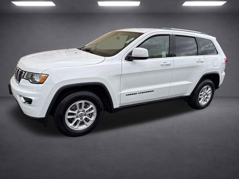 Used 2018 Jeep Grand Cherokee Laredo RWD image 19