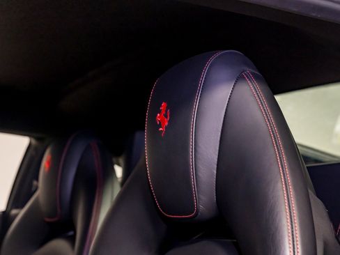 Certified 2019 Ferrari 488 GTB RWD image 23