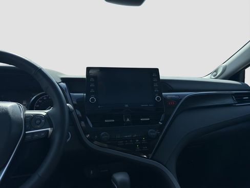 Used 2024 Toyota Camry XLE w/ Navigation Package FWD image 15