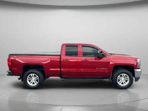 Used 2018 Chevrolet Silverado 1500 LT w/ All Star Edition AWD/4WD image 7