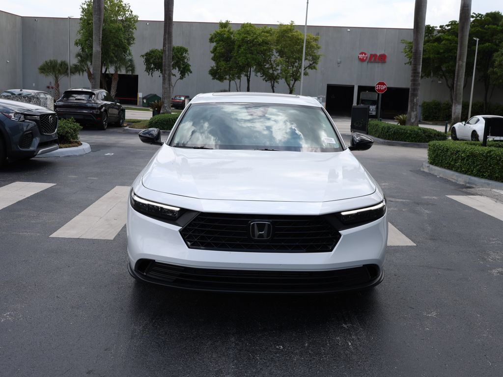 Used 2025 Honda Accord SE image 3