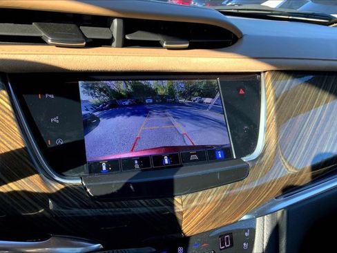 Used 2022 Cadillac XT6 Premium Luxury w/ Platinum Package image 21