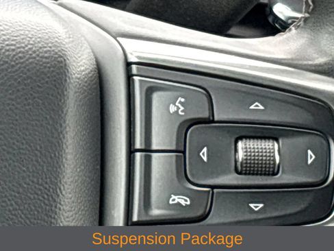 Used 2024 Chevrolet Silverado 2500 LT AWD/4WD image 11