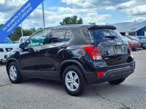 Used 2020 Chevrolet Trax LS w/ Tint and Cruise Package FWD image 8