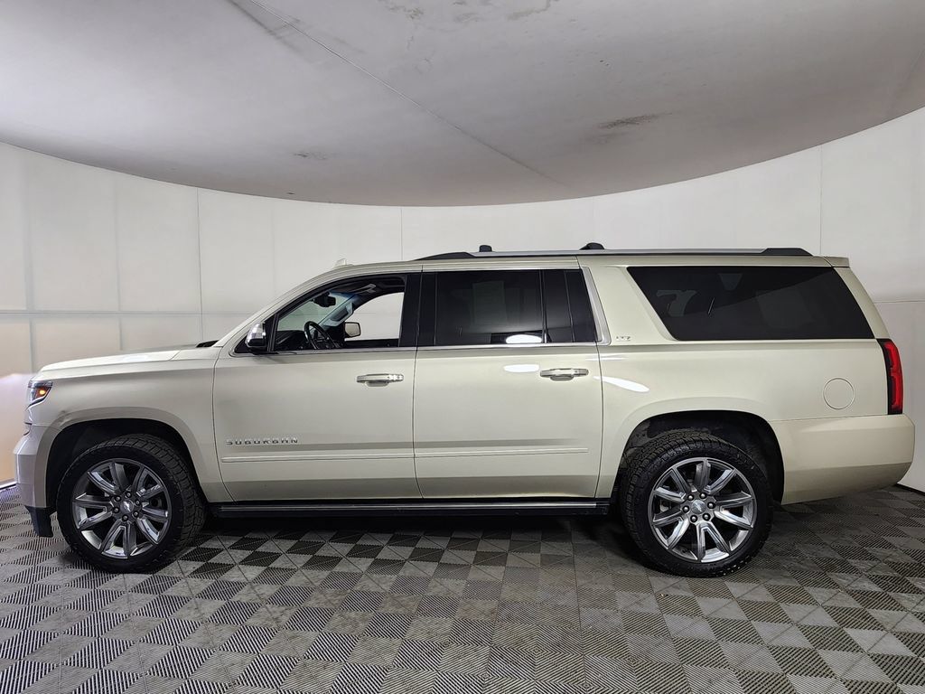 Used 2016 Chevrolet Suburban LTZ AWD/4WD image 4