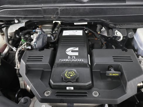 Used 2024 RAM 2500 Laramie w/ Night Edition AWD/4WD image 20