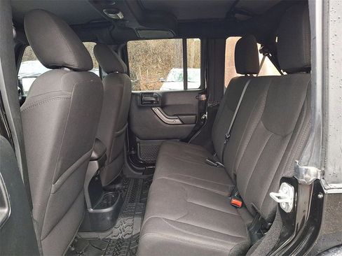 Certified 2018 Jeep Wrangler Unlimited Sport S image 19