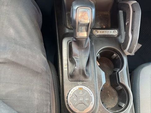 Used 2022 Ford Bronco Outer Banks AWD/4WD image 20