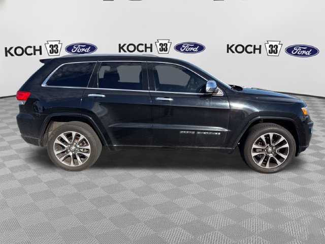 Used 2018 Jeep Grand Cherokee Overland AWD/4WD image 9