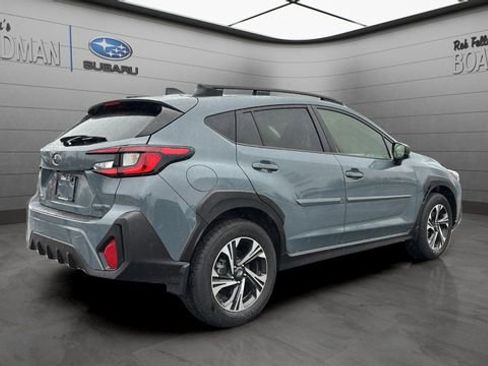 Used 2024 Subaru Crosstrek 2.0i Premium image 5