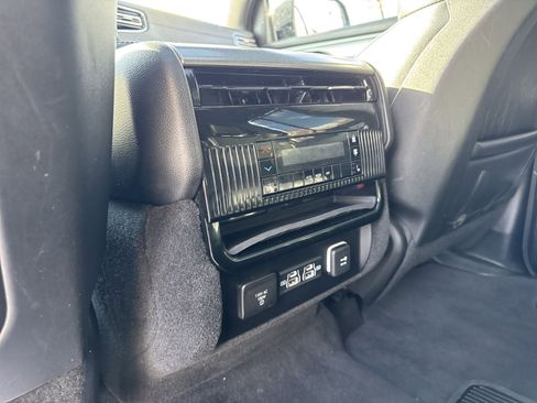 Used 2023 Jeep Wagoneer Series II w/ Convenience Group I image 30