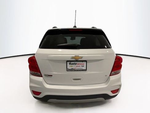 Used 2020 Chevrolet Trax LT w/ LT Convenience Package FWD image 6