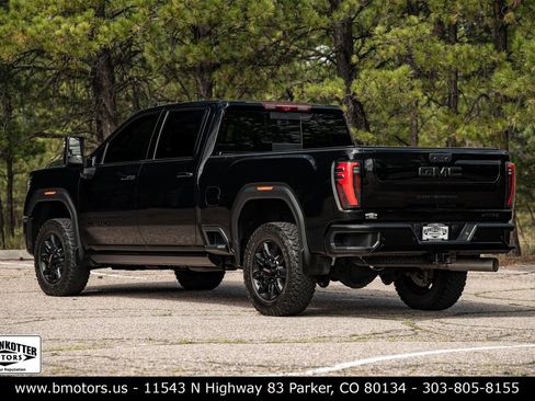 Used 2024 GMC Sierra 2500 AT4 w/ AT4 Premium Plus Package AWD/4WD image 6