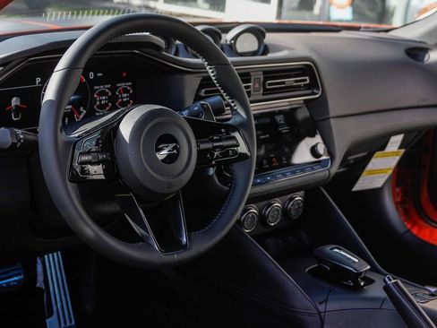 New 2024 Nissan Z Performance w/ Heritage Edition image 15