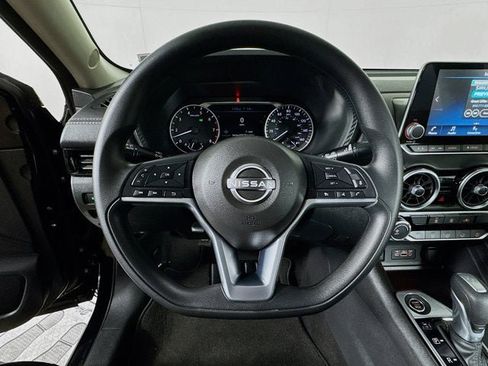 Certified 2025 Nissan Sentra SV w/ Trunk Package image 10