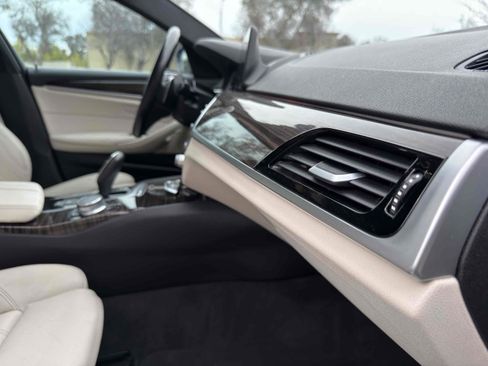 Used 2017 BMW 540i image 50